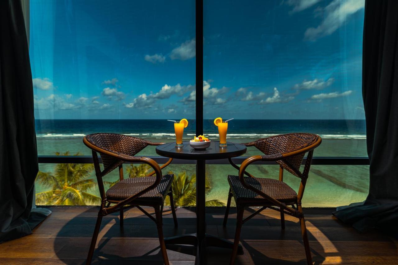 Chen Beach Inn Hulhumale Exteriör bild